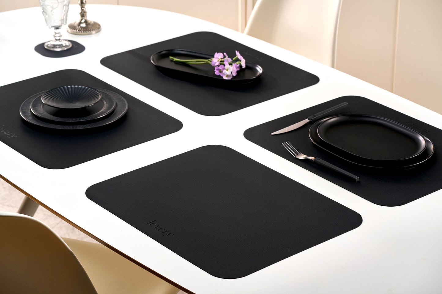 Cornered Table Mat