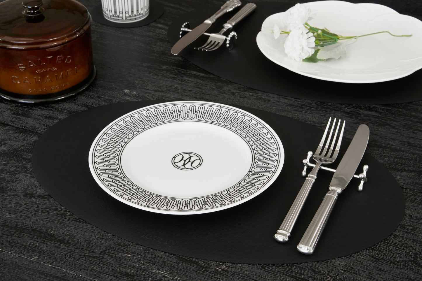 Round Table Mat