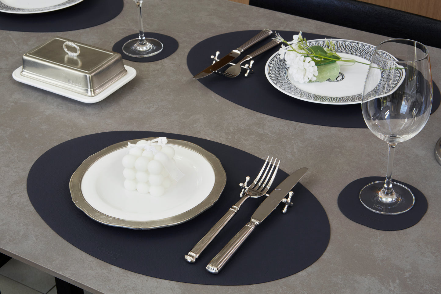 Round Table Mat
