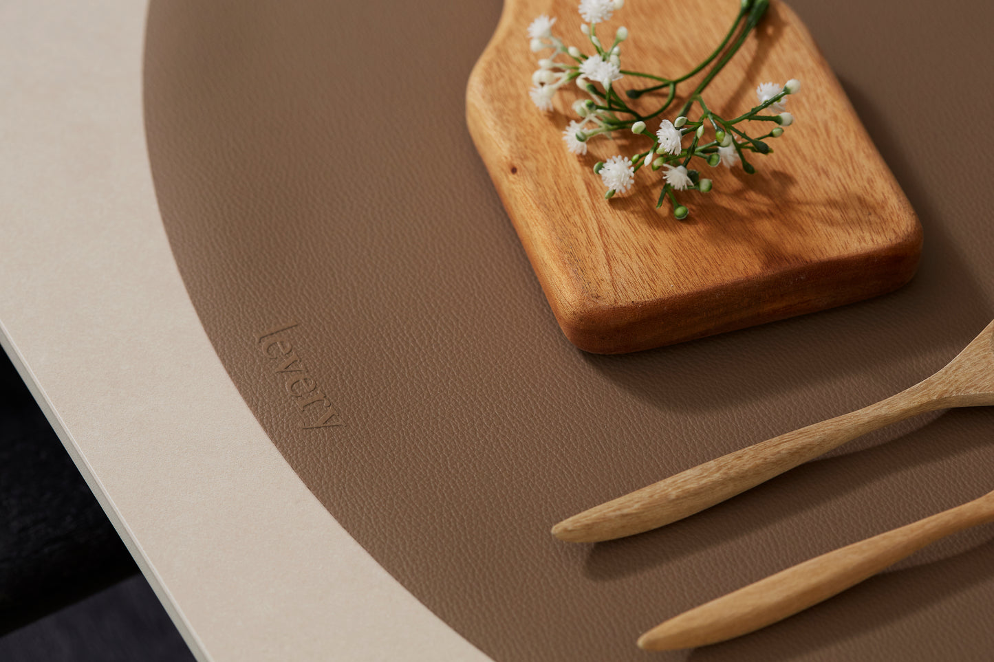 Round Table Mat