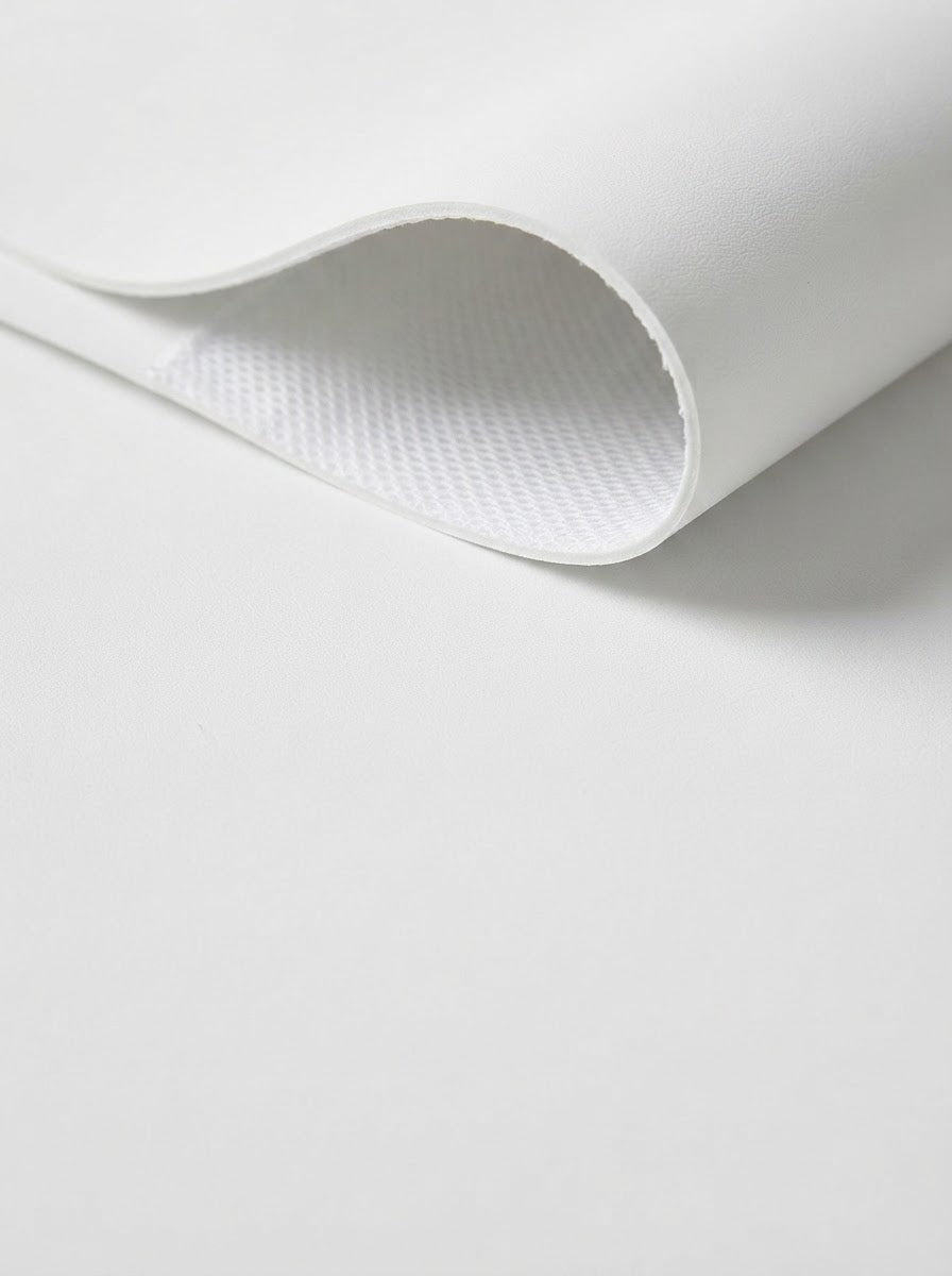 RS-0031 White (C01) — swatch front & backing · texture visualization (UM-T)