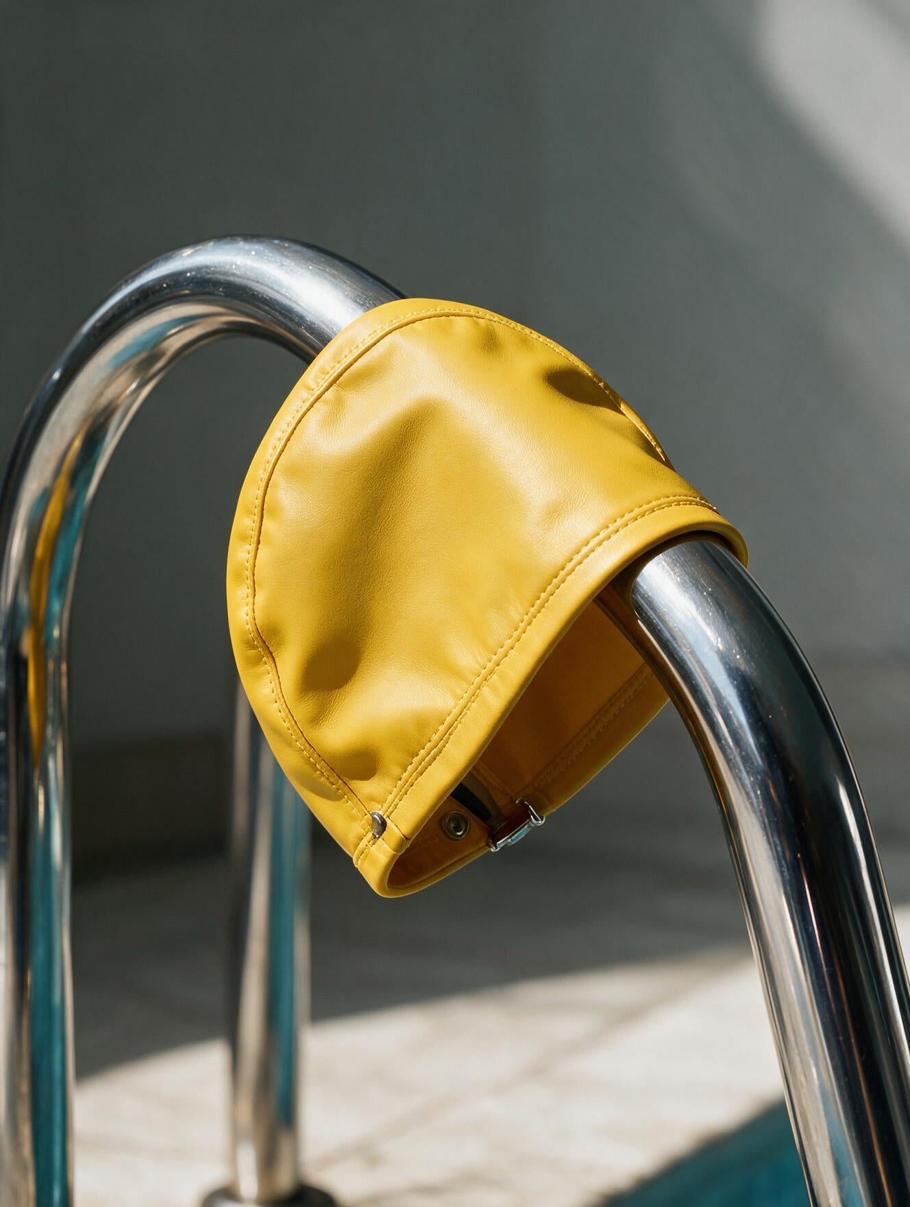 RS-0003 Yellow (C15) — product example · texture visualization (UM-T)